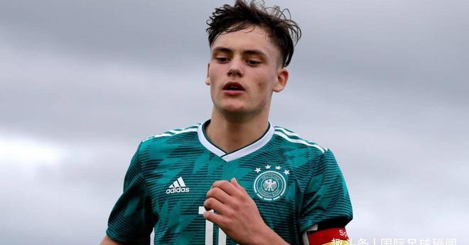 爱游戏官网-浙江队发布备战花絮；今夜刷新队史纪录；德甲任务艰巨；年轻球员得到机会的简单介绍